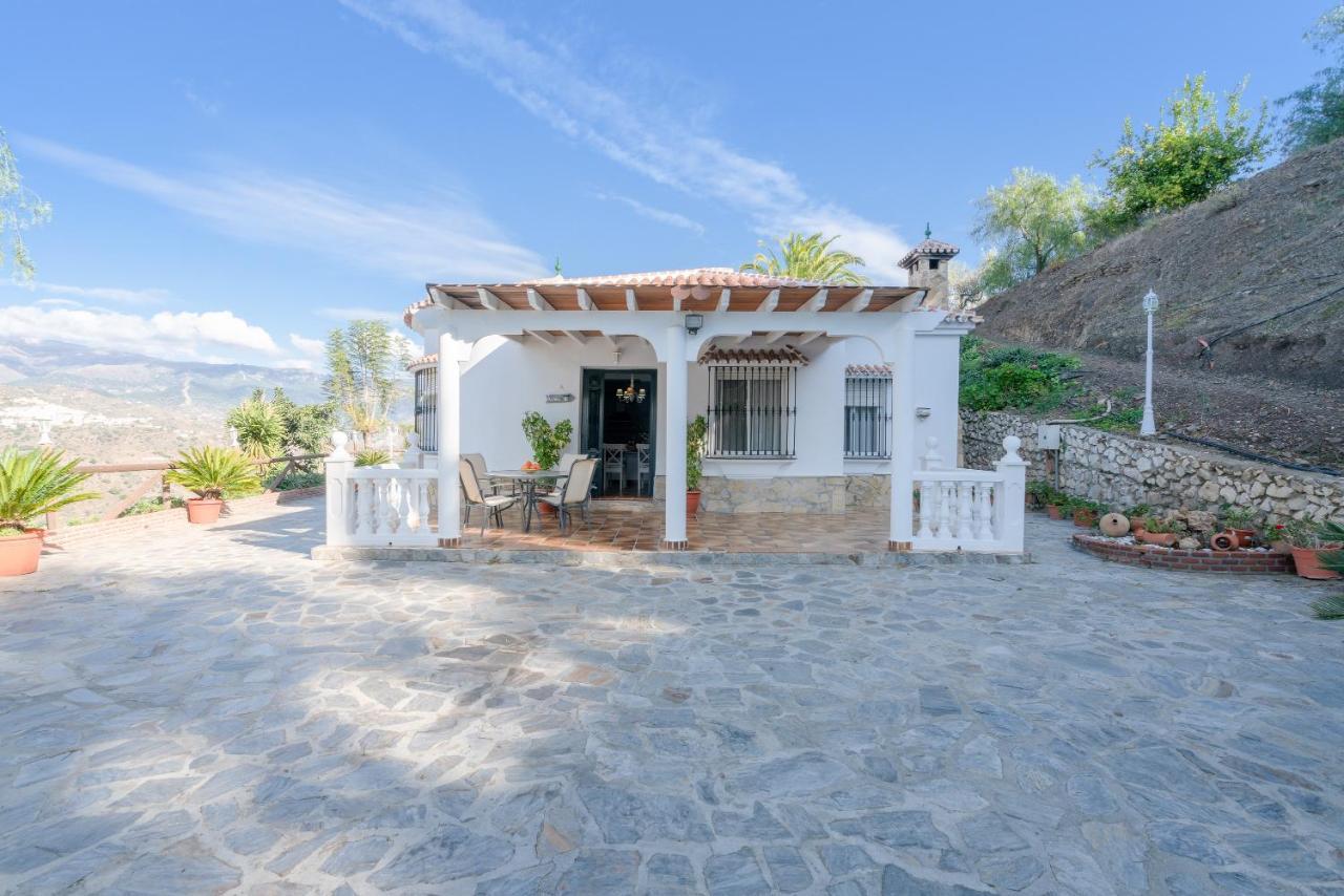 Villa Cortijo La Rijana à Sayalonga Extérieur photo