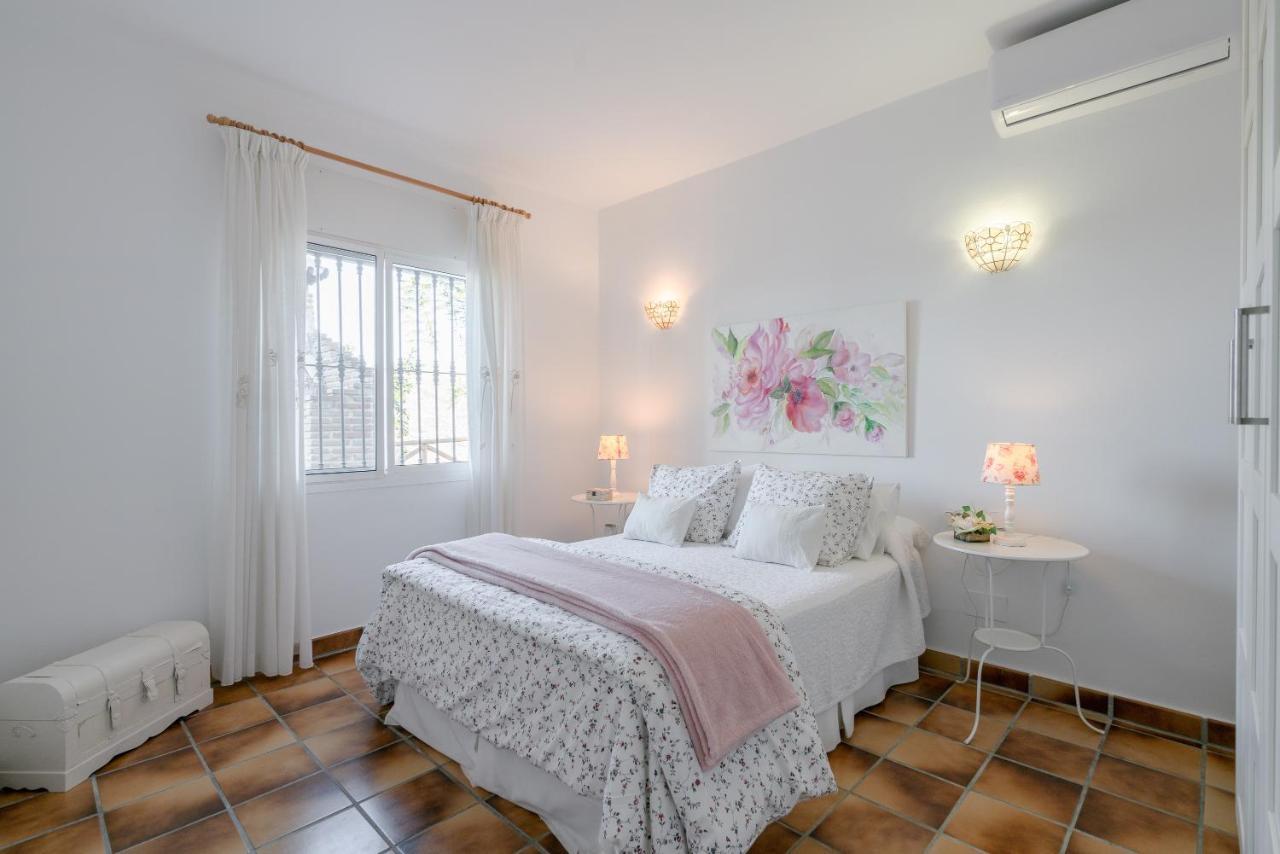 Villa Cortijo La Rijana à Sayalonga Extérieur photo