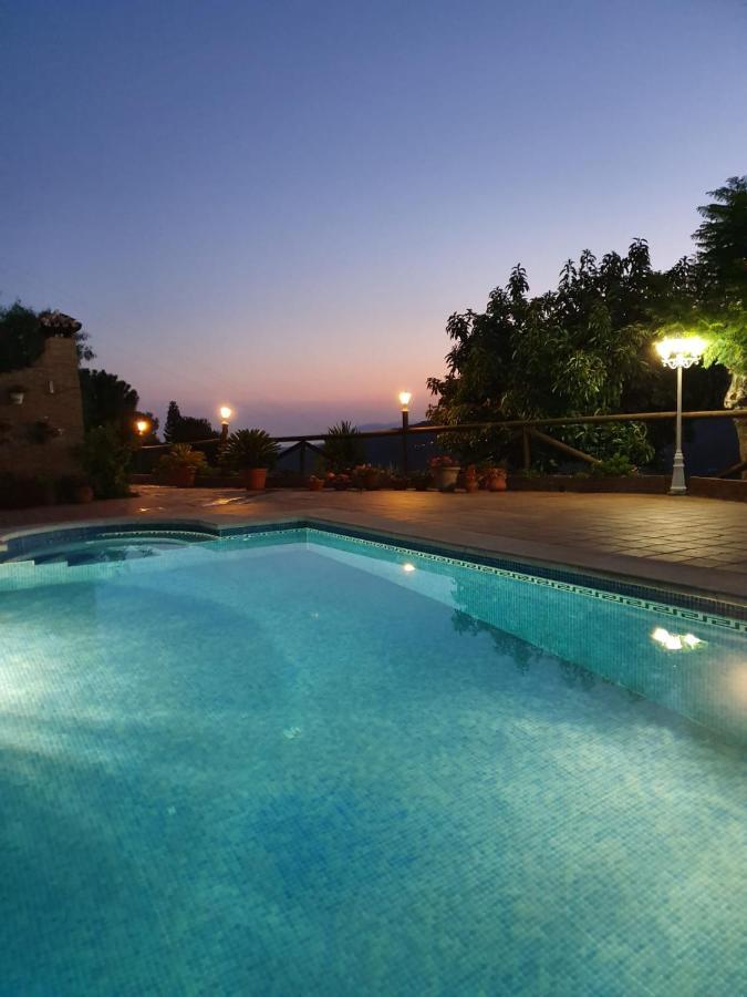 Villa Cortijo La Rijana à Sayalonga Extérieur photo